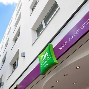 酒店 宜必思尚品柏林歌剧院酒店